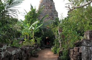 Phnom Bayang Temple
