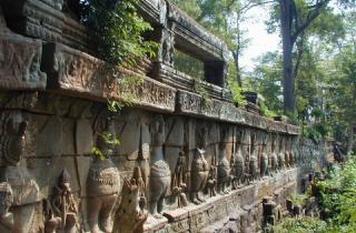 Bakan temples