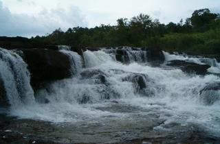 Veal Achaut Waterfall